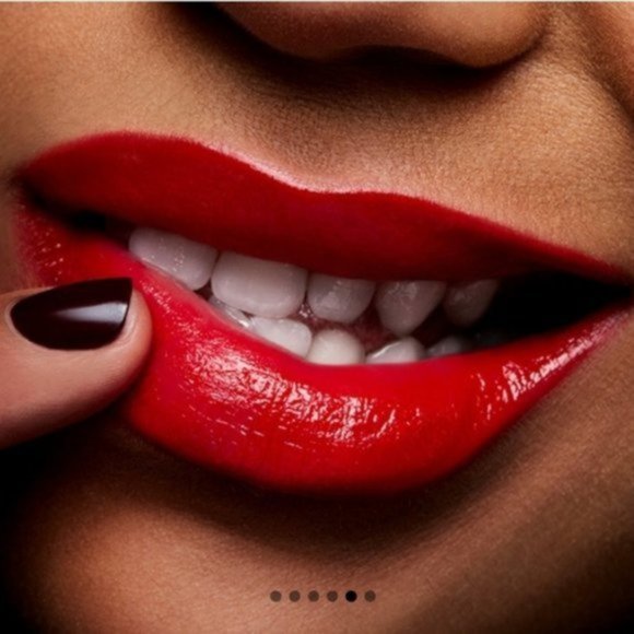 MAC COSMETICS - Shot Of Colour Lip Oil in Flash Me! - Picture 4 of 7